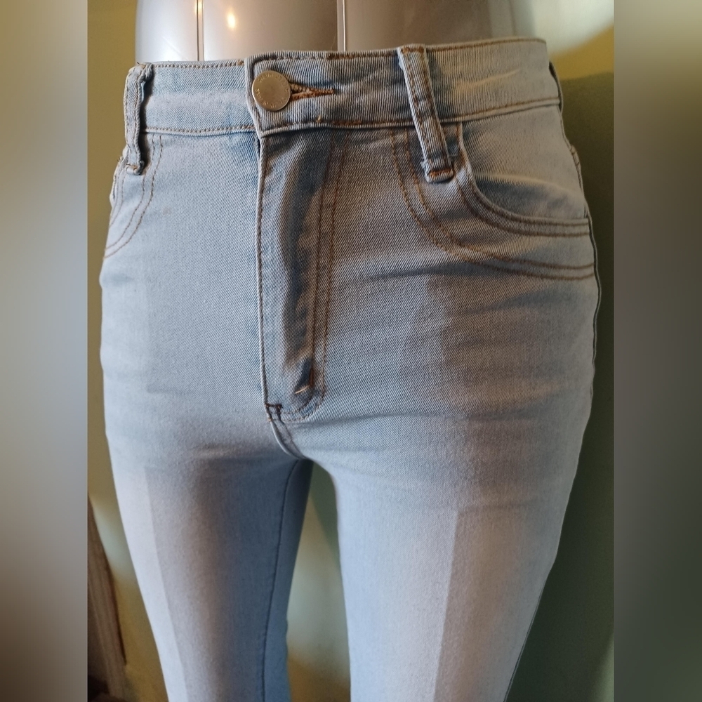 Shein Teen Flare Light Blue Jeans - Picture 4 of 9